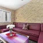 Apartman Paraiso *